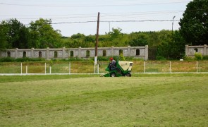 Primaria Vitanesti – intretinere baza sportiva1